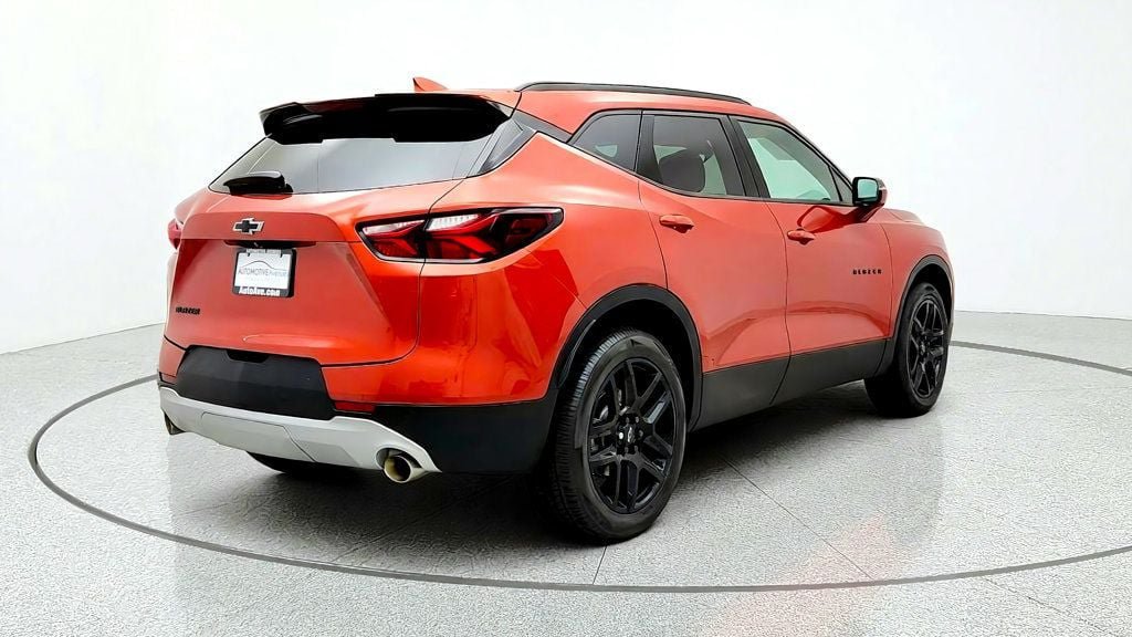 Used 2021 Chevrolet Blazer LT FWD image 5