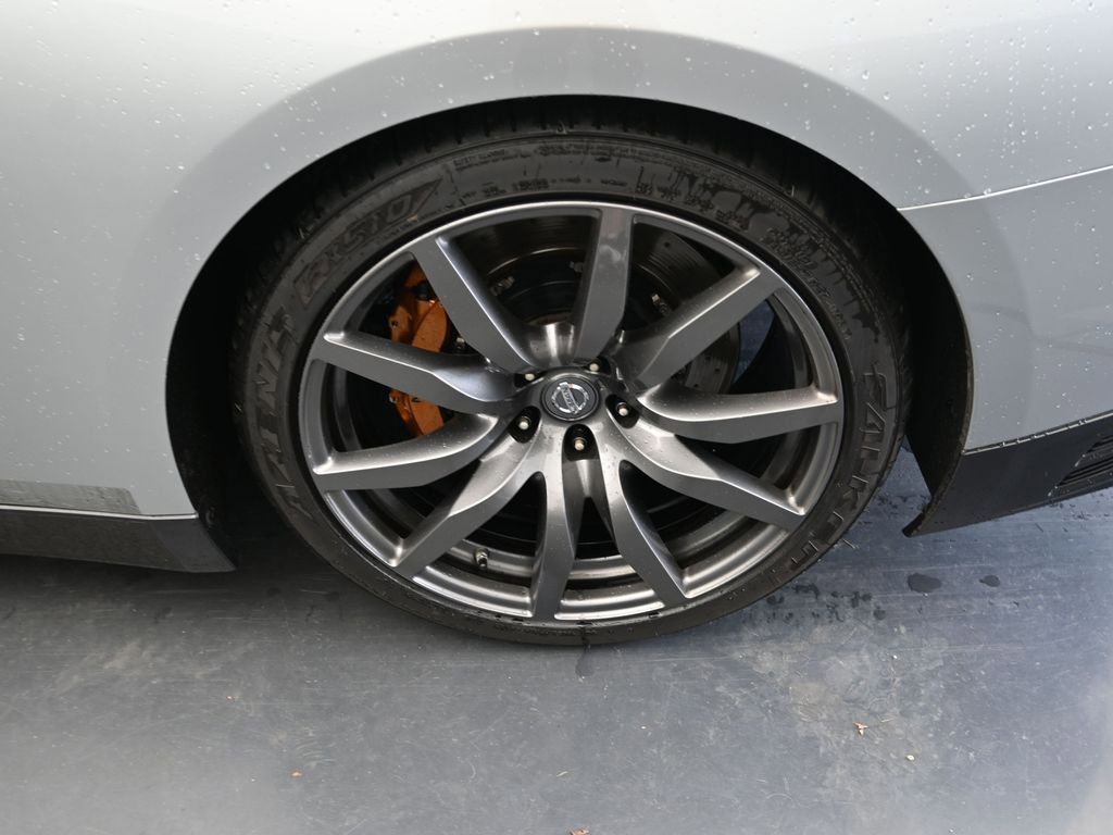 Used 2012 Nissan GT-R Premium image 12