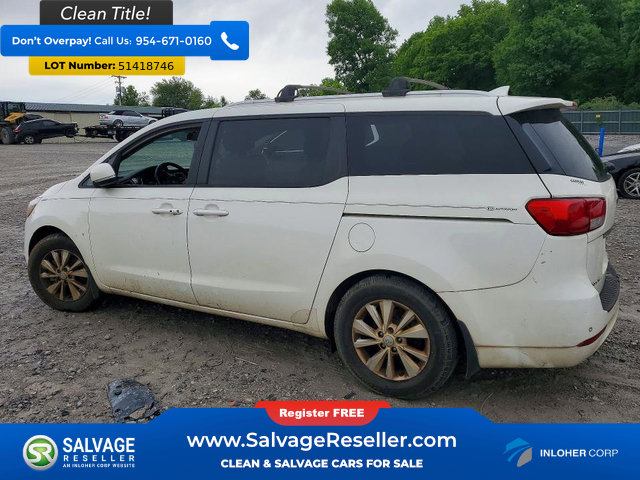 Used 2016 Kia Sedona LX w/ LX Essentials Premium Package FWD image 3