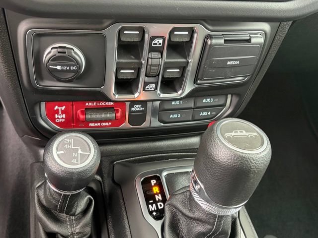 New 2026 Jeep Gladiator Mojave w/ Safety Group AWD/4WD image 22