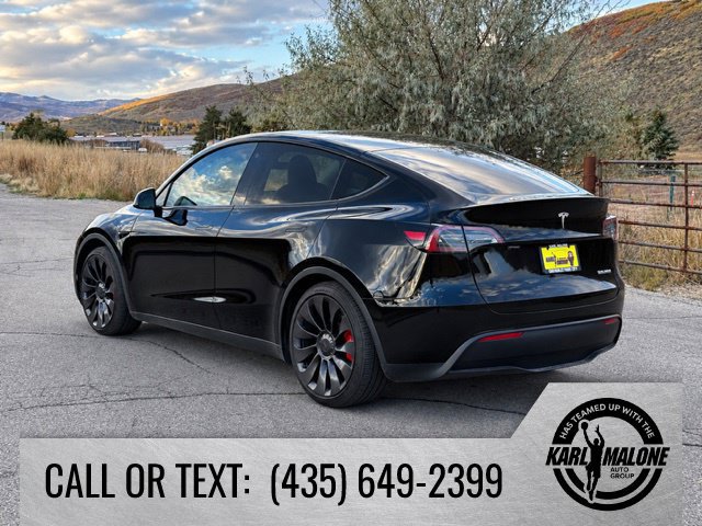 Used 2023 Tesla Model Y Performance AWD/4WD image 3