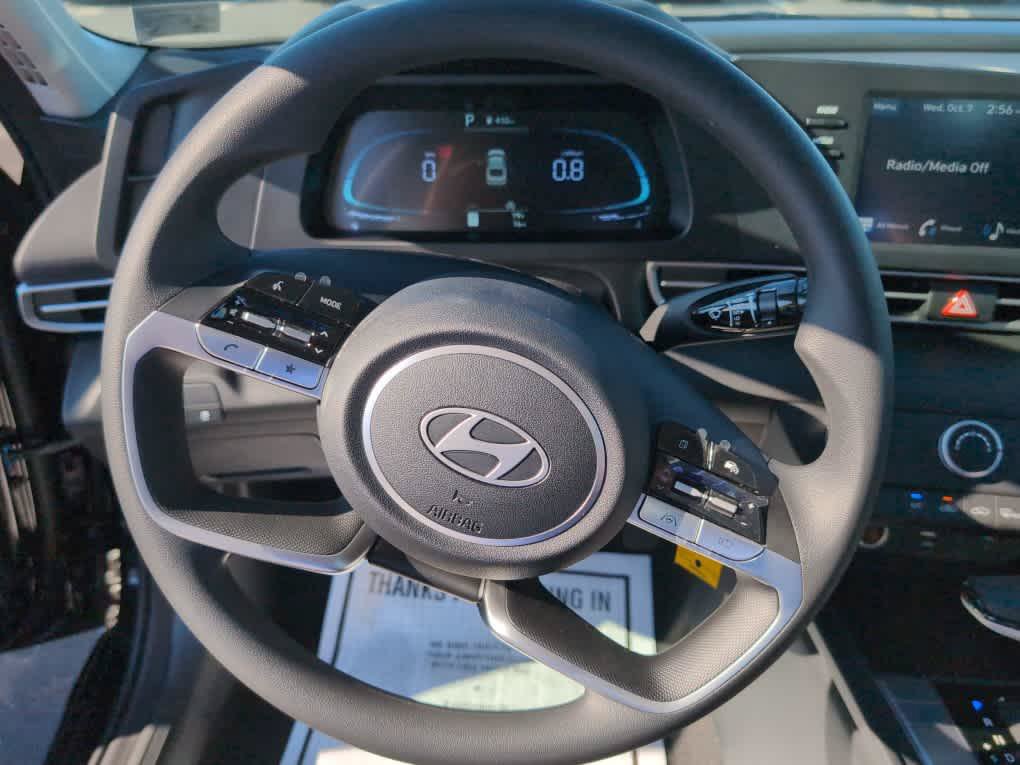 New 2026 Hyundai Elantra SE FWD image 30