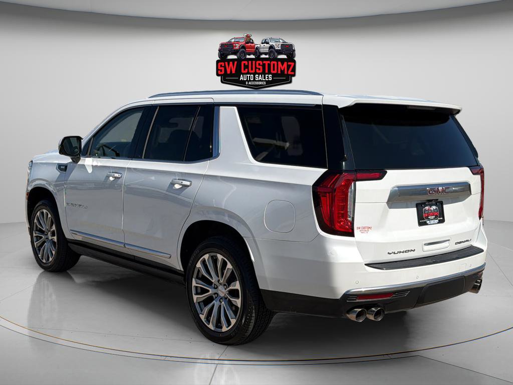 Used 2021 GMC Yukon Denali w/ Denali Premium Package image 5