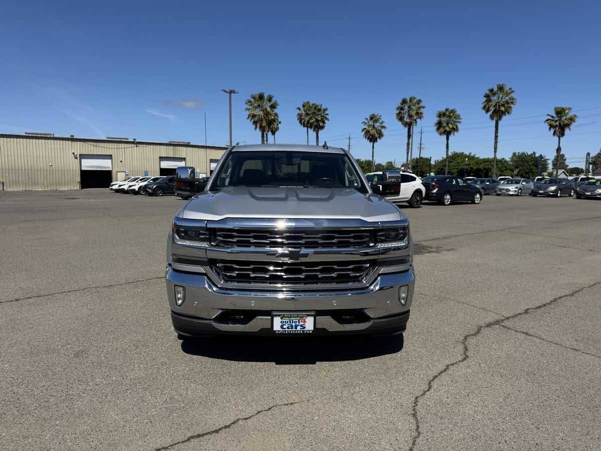 Used 2017 Chevrolet Silverado 1500 LTZ w/ LTZ Plus Package AWD/4WD image 4