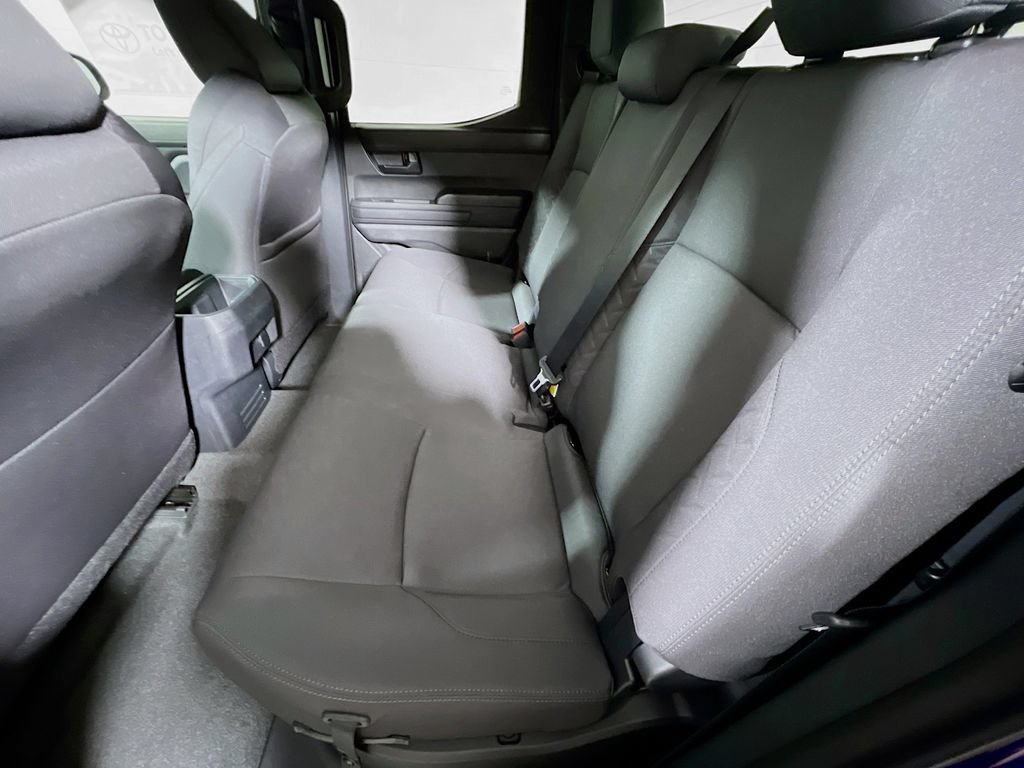 Certified 2025 Toyota Tacoma SR5 AWD/4WD image 21
