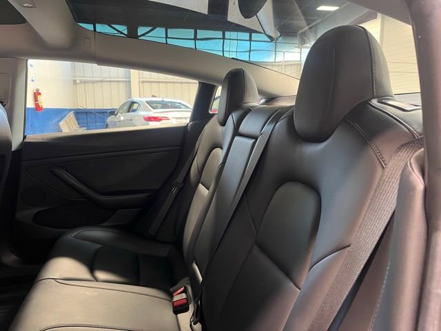 Used 2021 Tesla Model 3 Long Range image 18