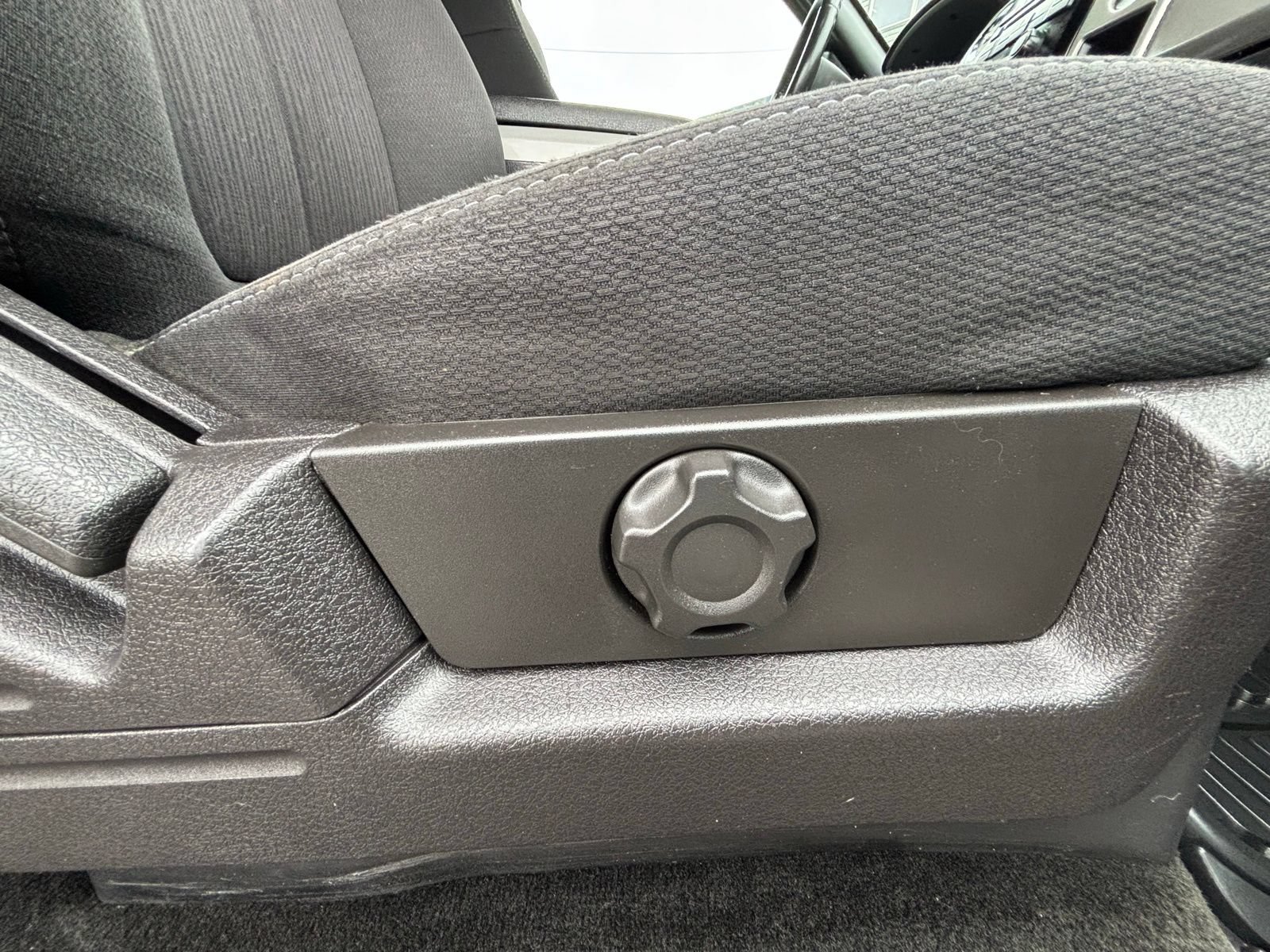 Used 2011 Ford F150 FX4 AWD/4WD image 19