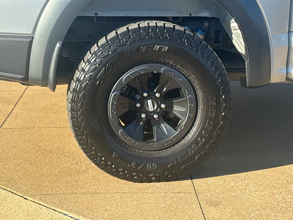 Used 2018 Ford F150 Raptor w/ Equipment Group 802A Luxury AWD/4WD image 6
