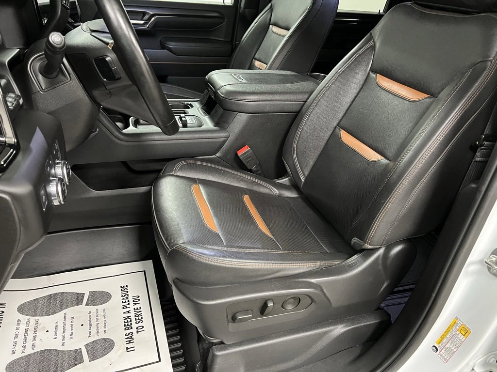 Used 2024 GMC Sierra 2500 AT4 w/ Technology Package image 25