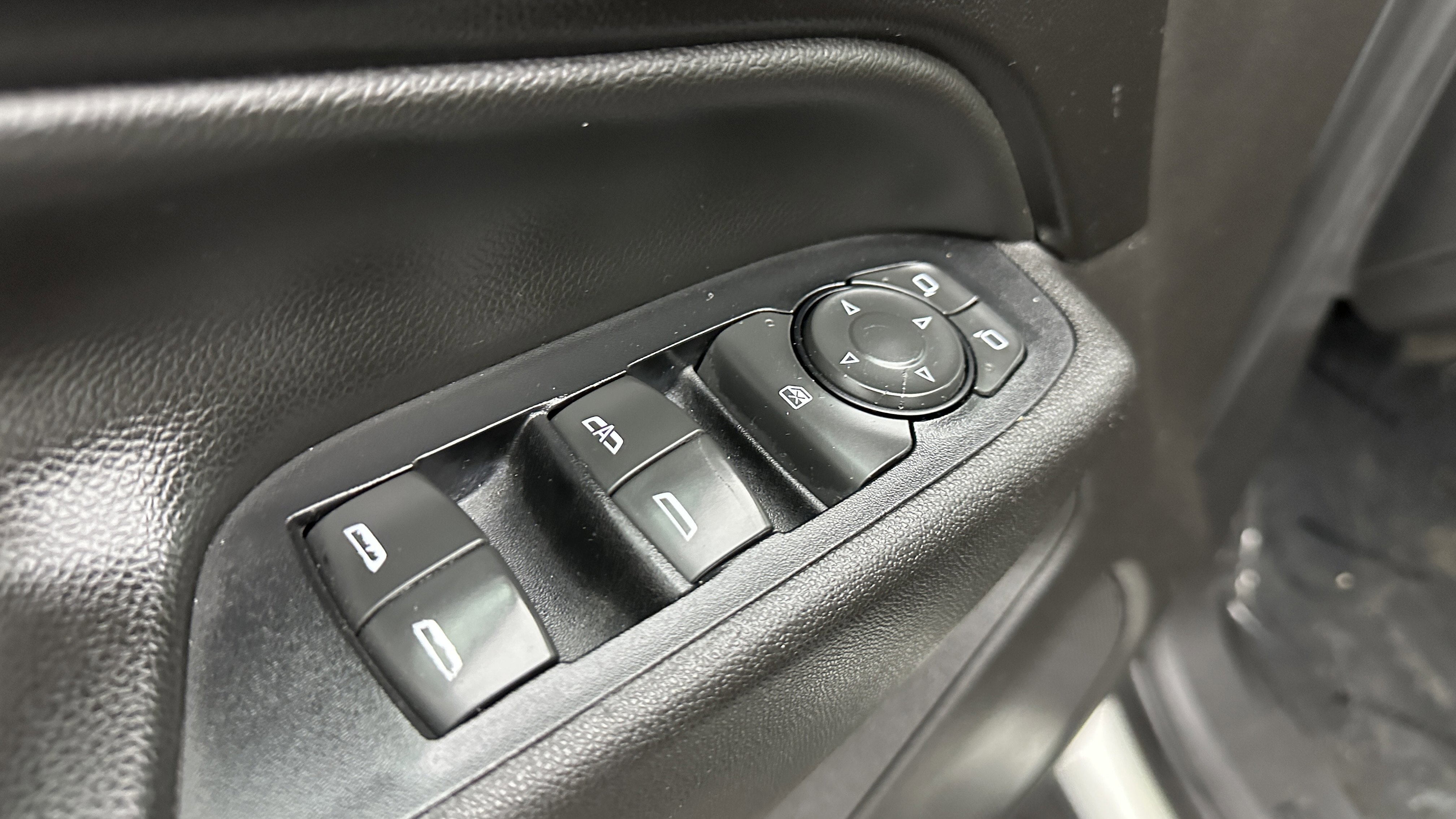 Used 2019 Chevrolet Equinox LT image 12