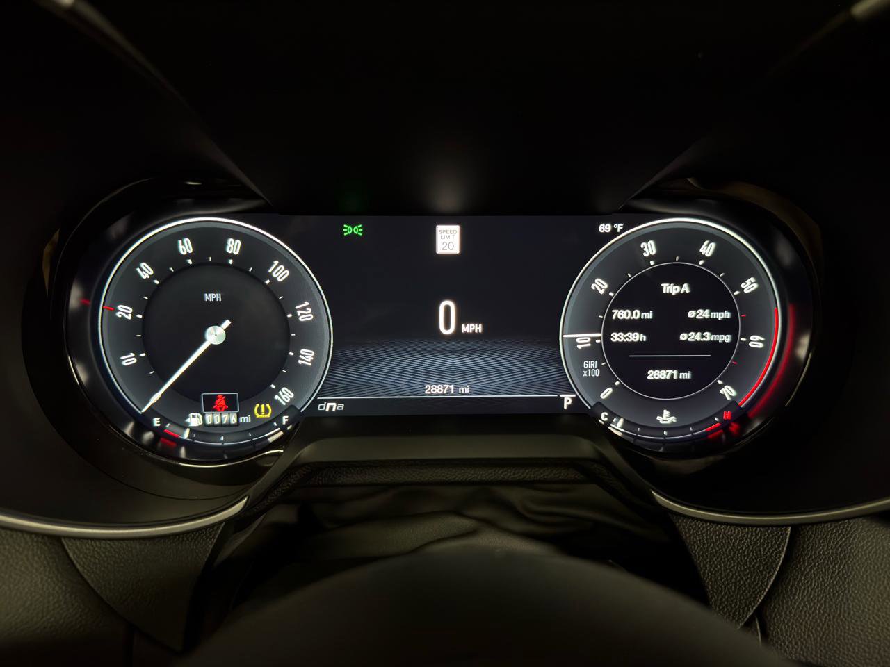 Used 2024 Alfa Romeo Giulia Veloce AWD/4WD image 19