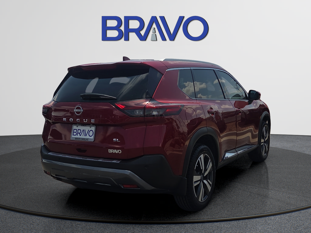 Used 2023 Nissan Rogue SL FWD image 4