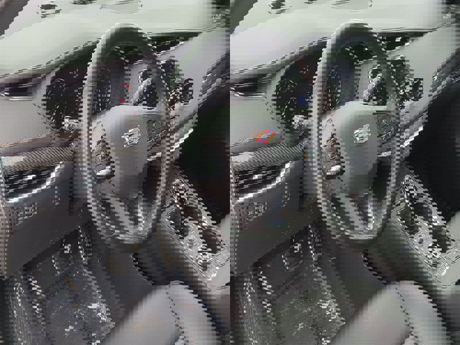 Used 2023 Cadillac XT4 Sport w/ Cold Weather Package image 10