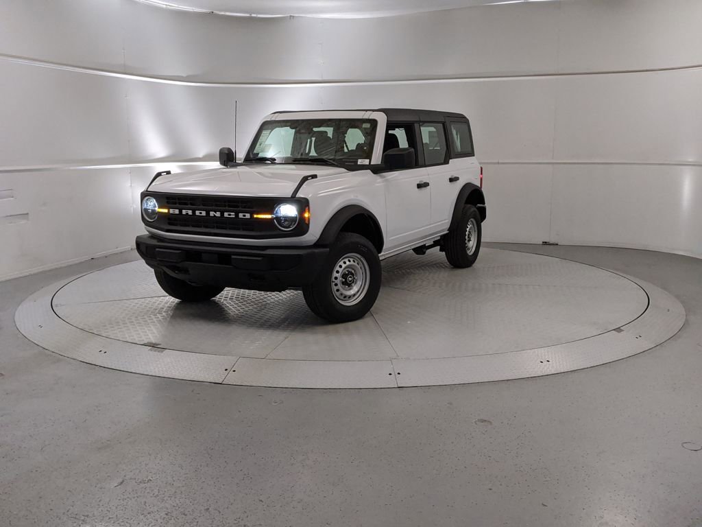 New 2025 Ford Bronco 4-Door image 6