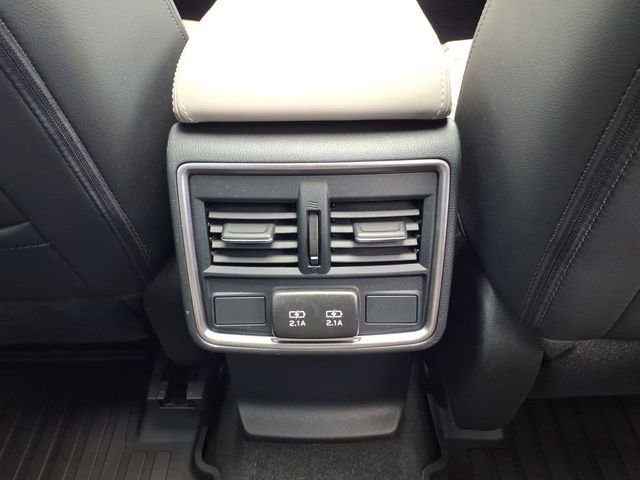 Used 2023 Subaru Forester Limited image 14