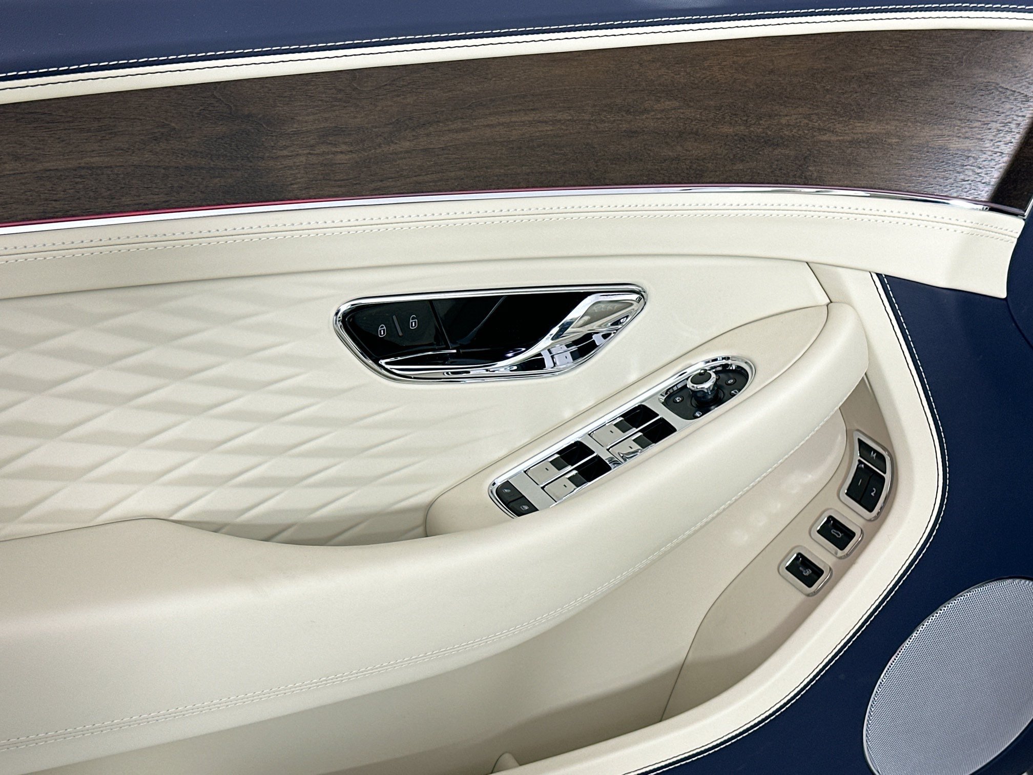 New 2026 Bentley Continental GT AWD/4WD image 15