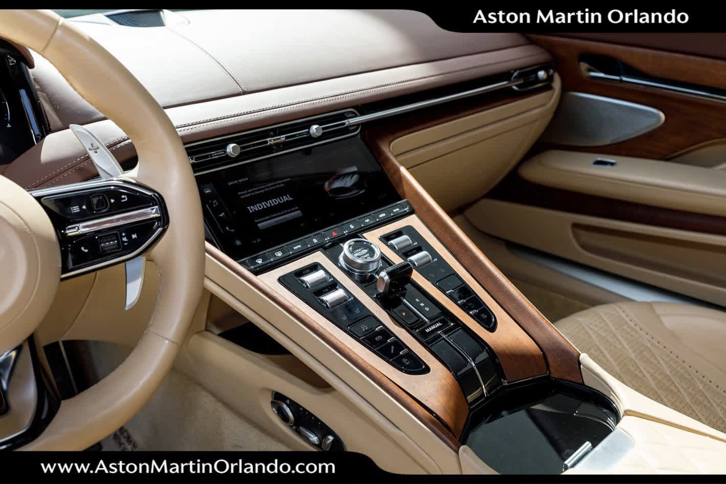 Used 2024 Aston Martin DB12 Coupe RWD image 10