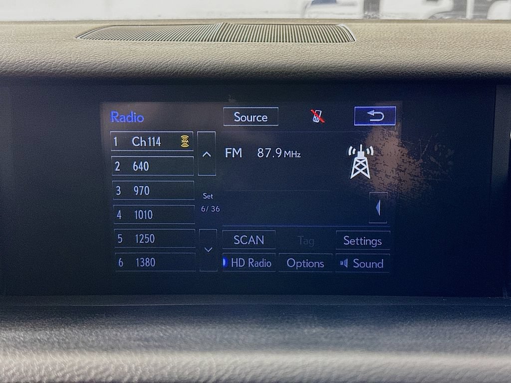 Used 2015 Lexus IS 250 RWD image 18