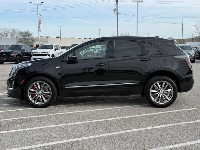 Certified 2022 Cadillac XT5 Sportv w/ Technology Package image 2