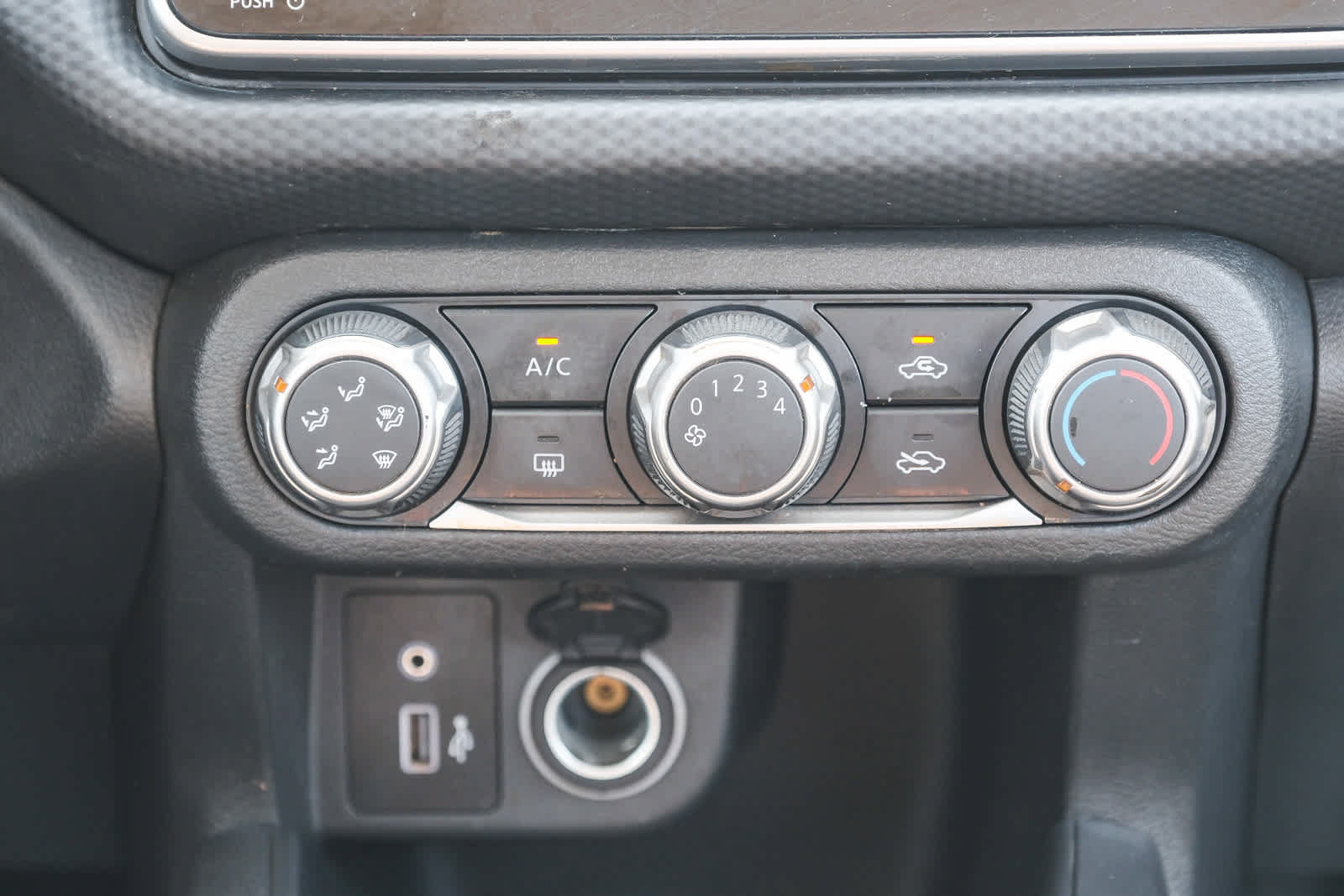 Used 2024 Nissan Kicks S FWD image 15