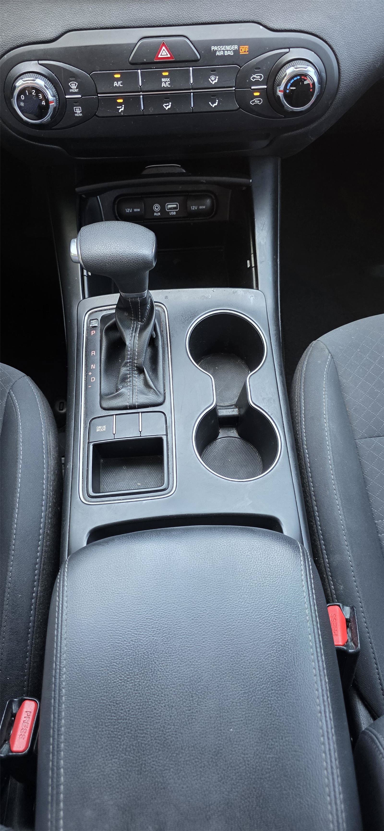 Used 2019 Kia Sorento L FWD image 19