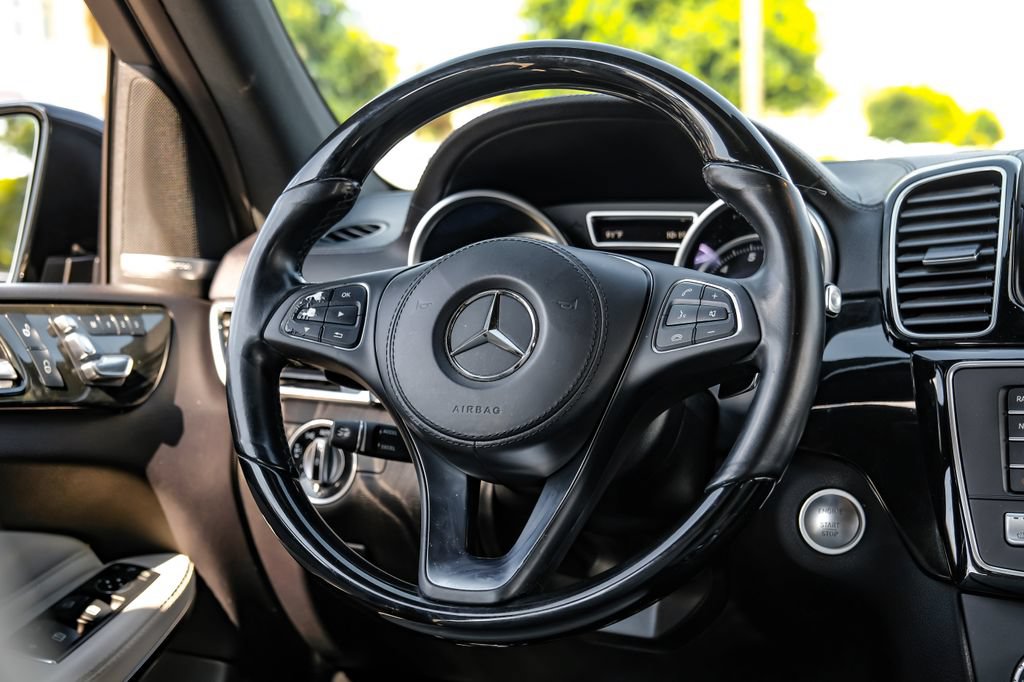 Used 2018 Mercedes-Benz GLS 550 4MATIC image 15