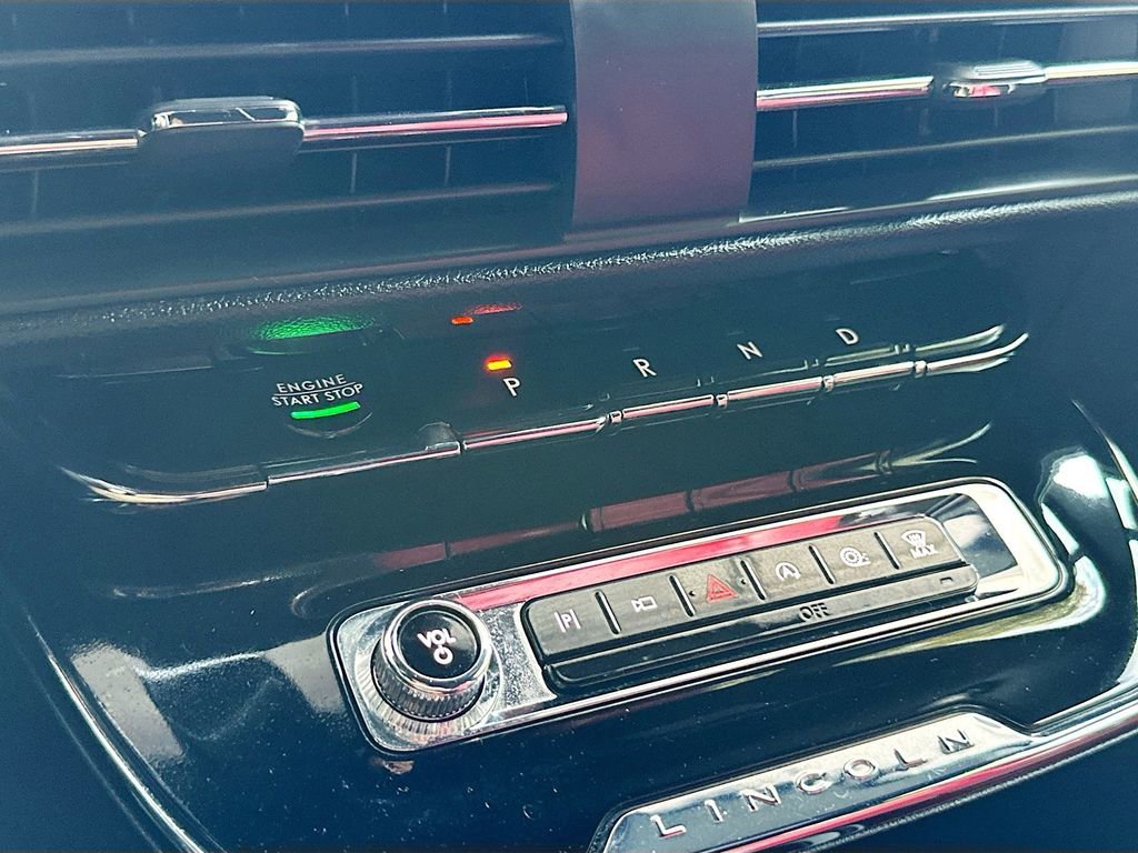 Used 2024 Lincoln Corsair Reserve w/ Equipment Group 201A image 17