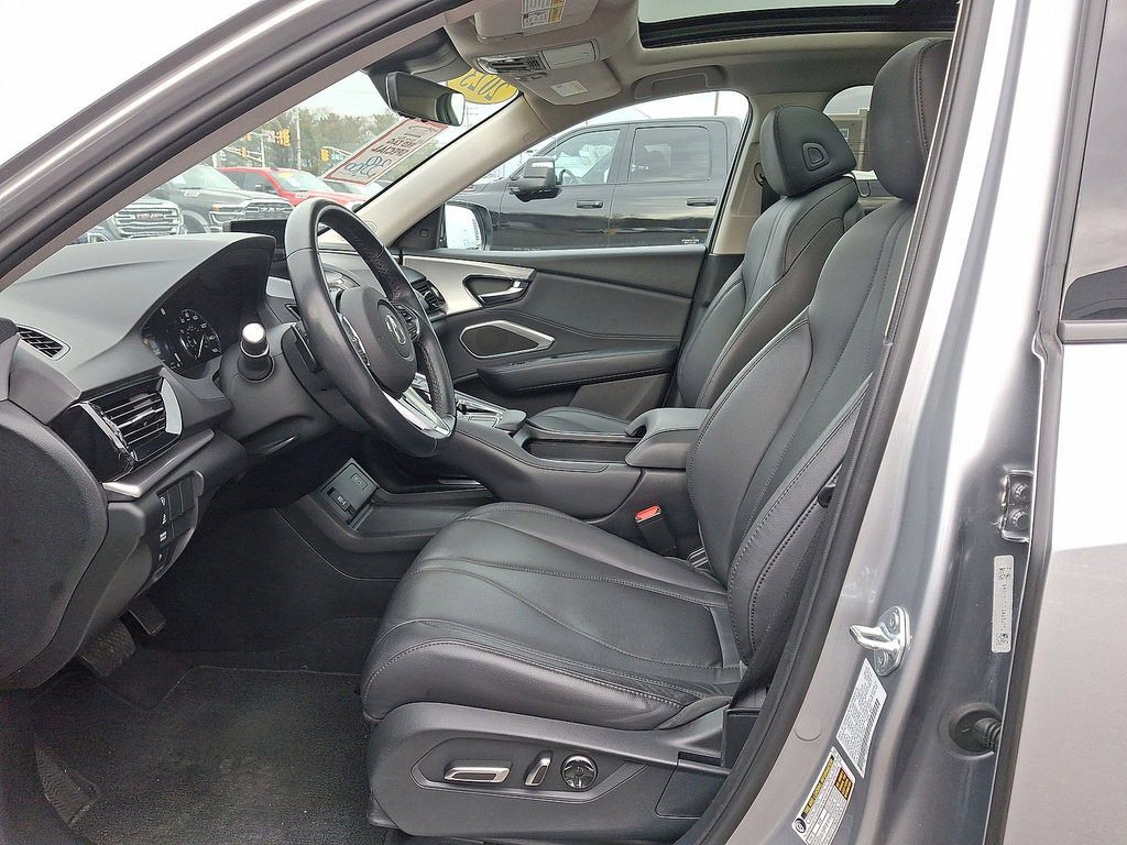 Used 2023 Acura RDX SH-AWD image 11