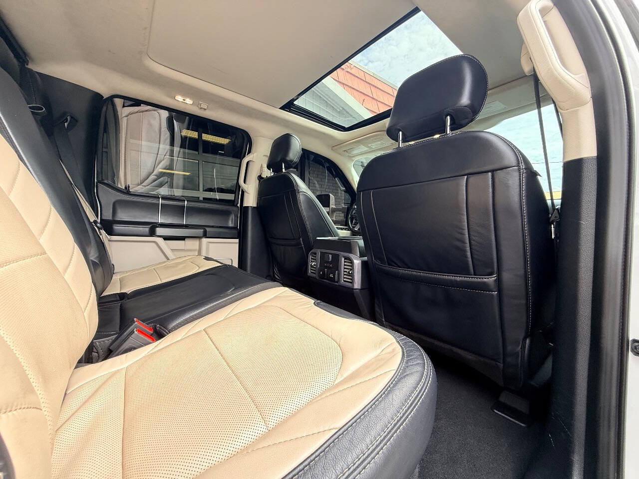 Used 2021 Ford F450 Limited w/ FX4 Off-Road Package AWD/4WD image 49