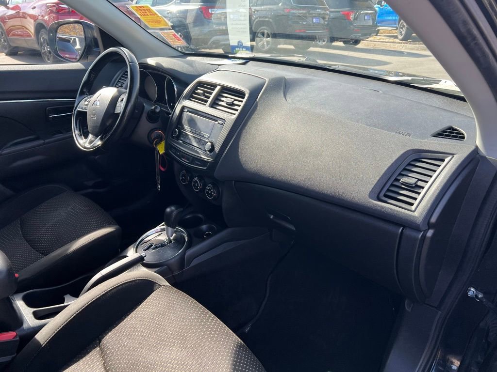 Used 2016 Mitsubishi Outlander Sport ES image 24