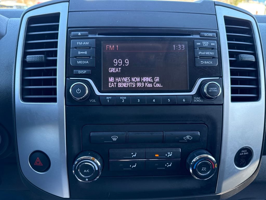 Used 2018 Nissan Frontier SV image 23