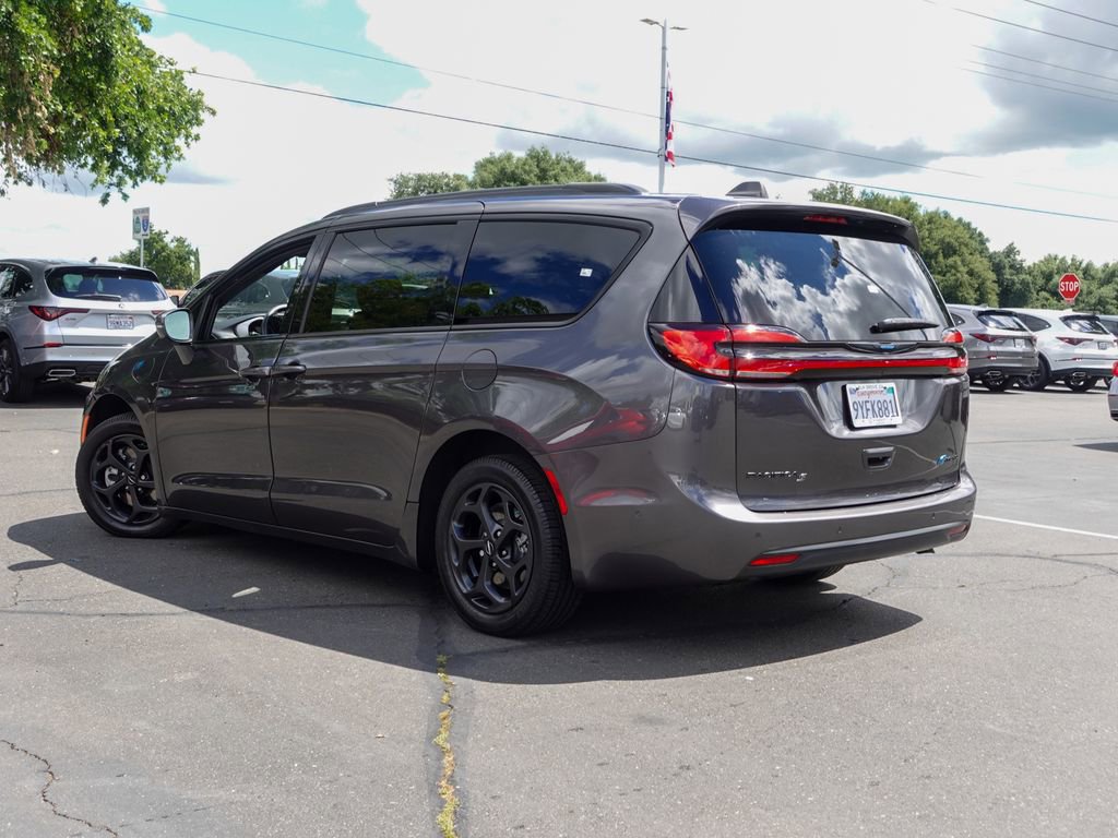 Used 2021 Chrysler Pacifica Limited w/ Premium & Safety Sphere Group image 7