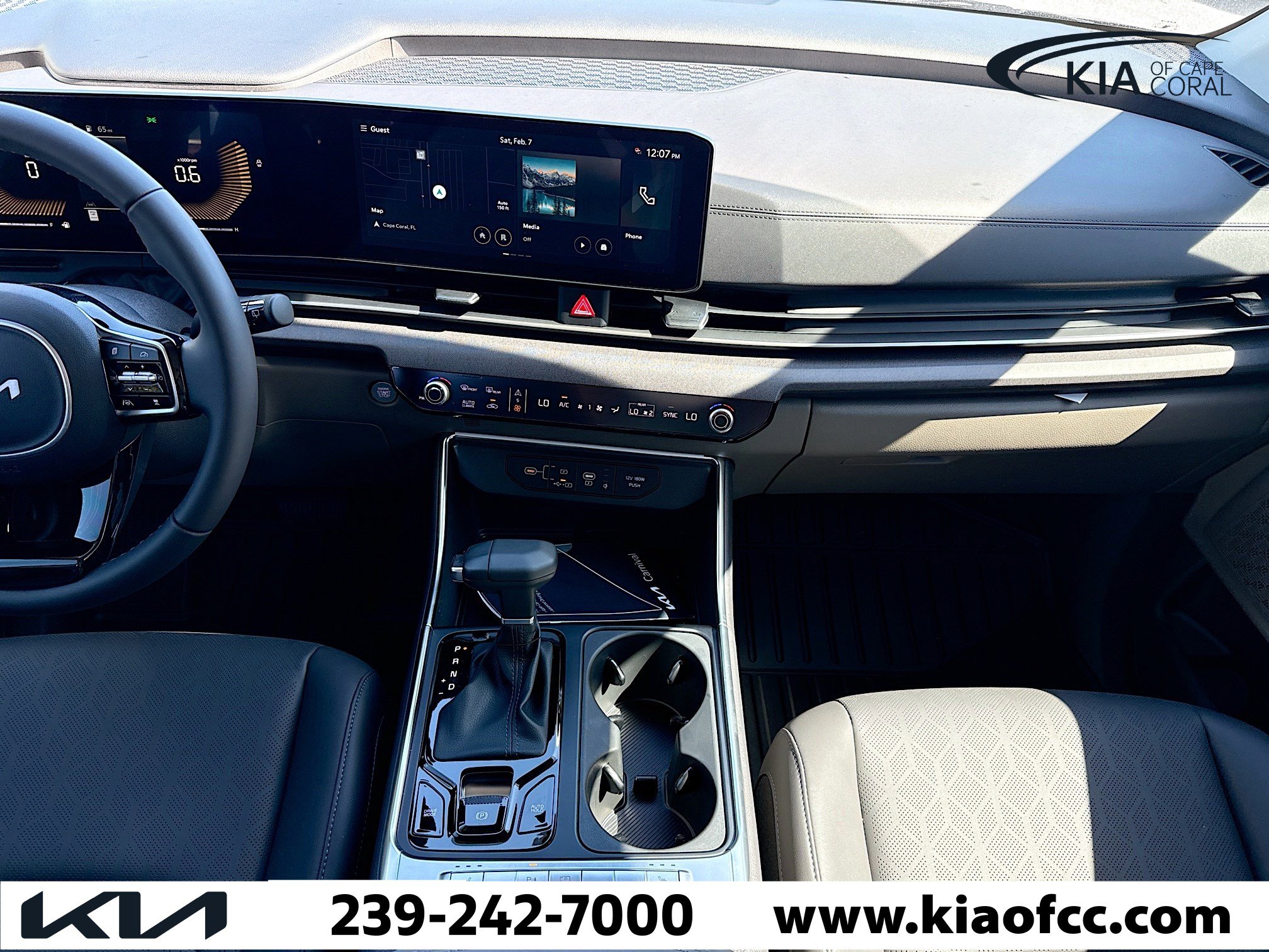 New 2026 Kia Carnival EX FWD image 18