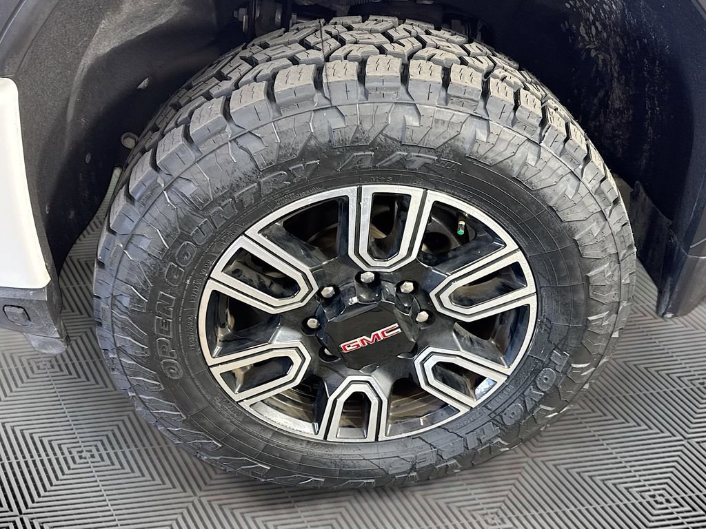 Used 2023 GMC Sierra 2500 AT4 w/ Gooseneck/5TH Wheel Package image 30