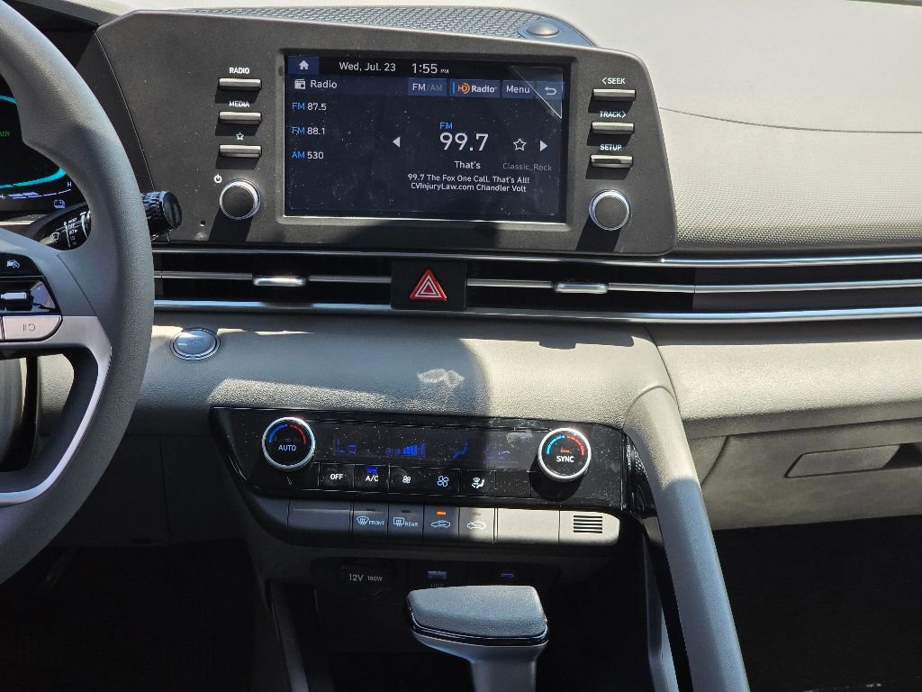 New 2025 Hyundai Elantra Blue image 14