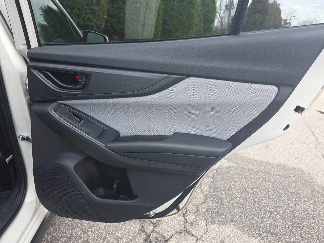 Used 2020 Subaru Crosstrek 2.0i Premium image 31