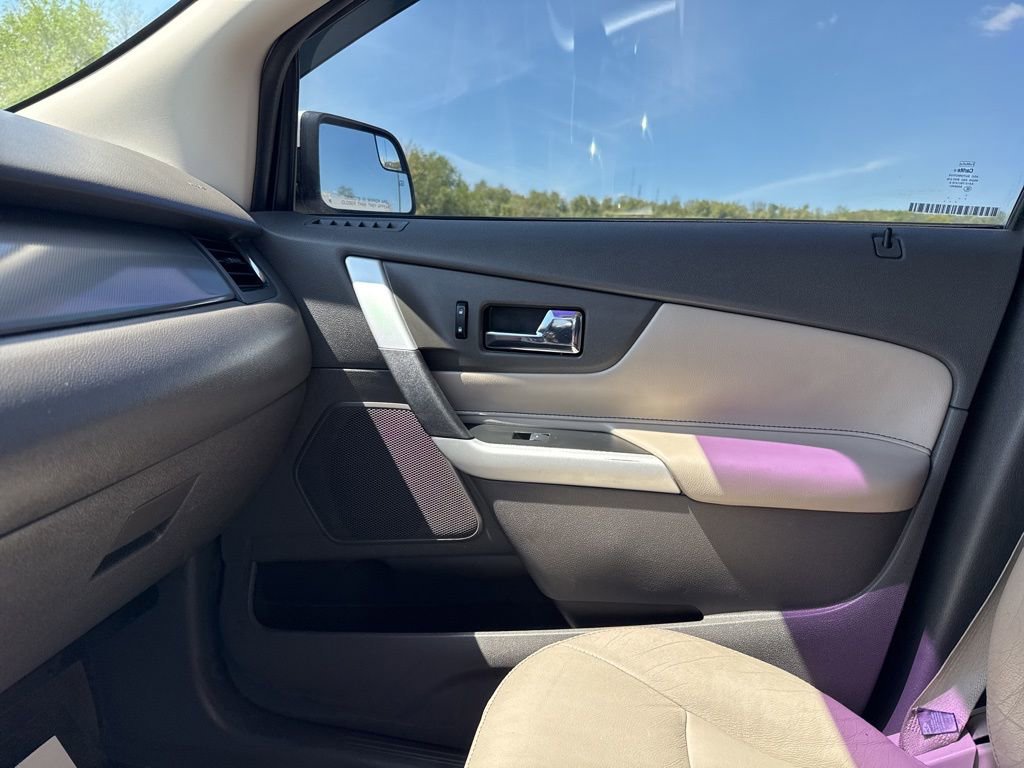 Used 2012 Ford Edge SEL FWD image 27