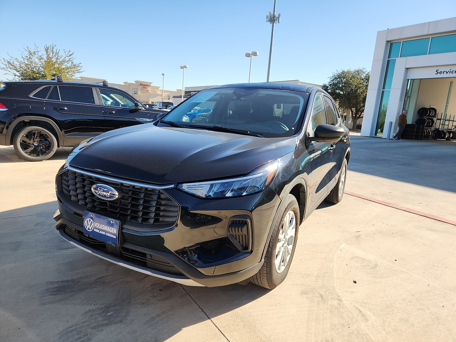 Used 2024 Ford Escape Active image 3