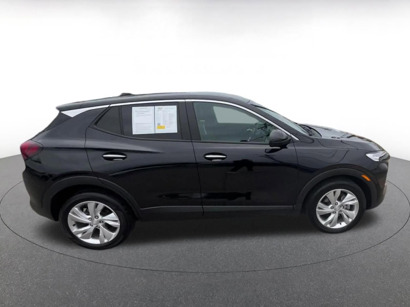 Used 2025 Buick Encore GX Preferred FWD image 16