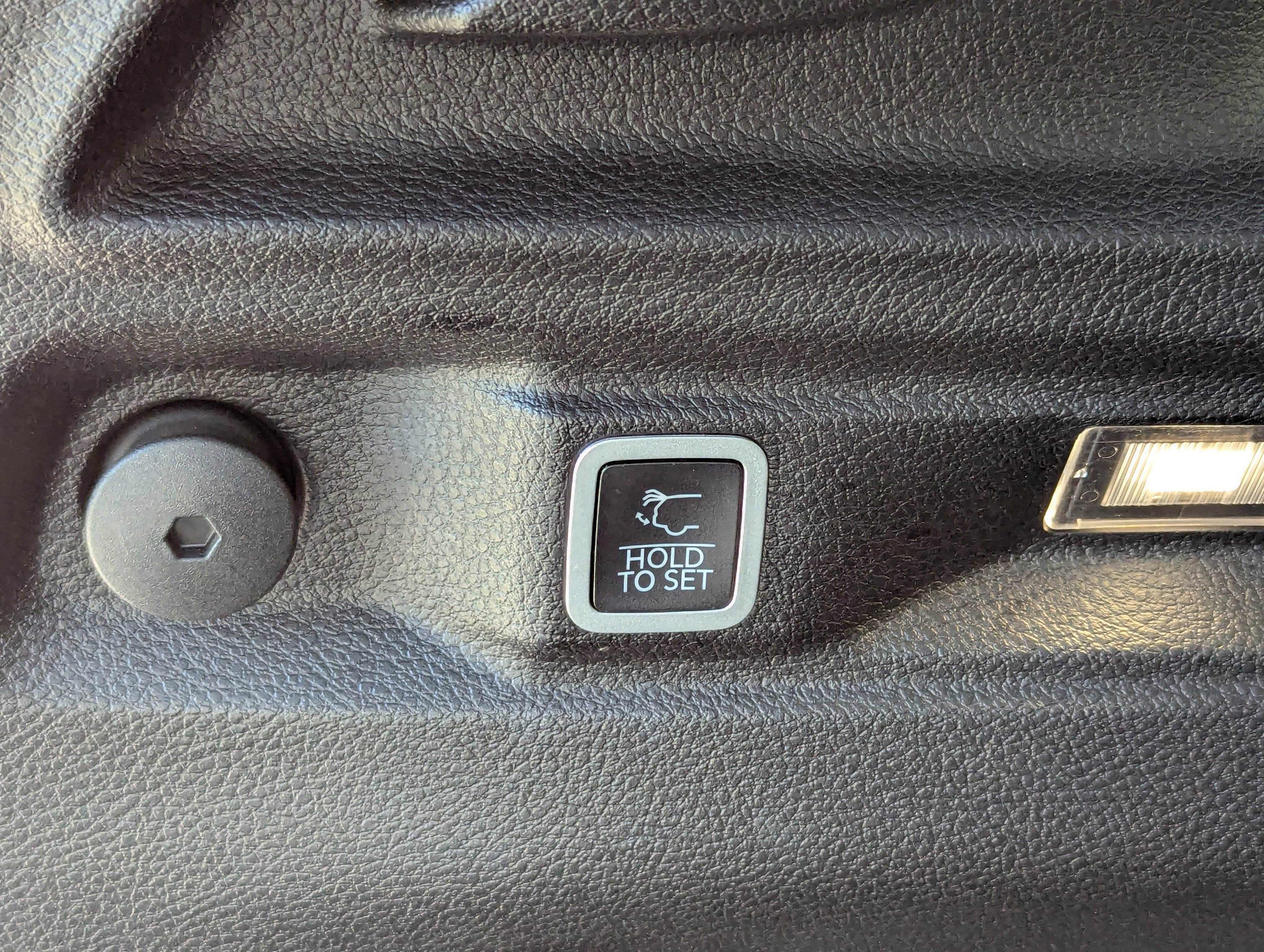 Certified 2021 Jeep Grand Cherokee L Limited image 17
