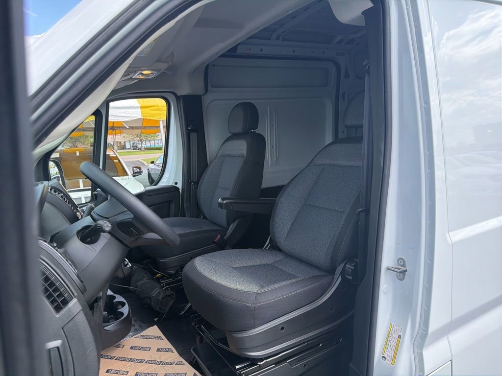 New 2026 RAM ProMaster 2500 w/ Convenience Group FWD image 20