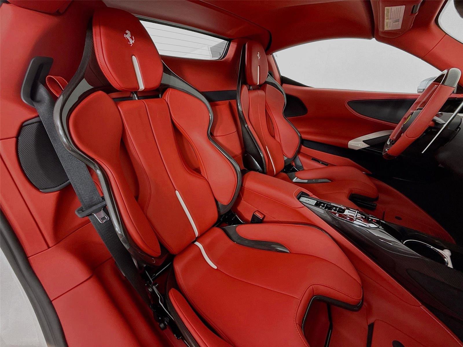 Used 2024 Ferrari SF90 Spider image 16