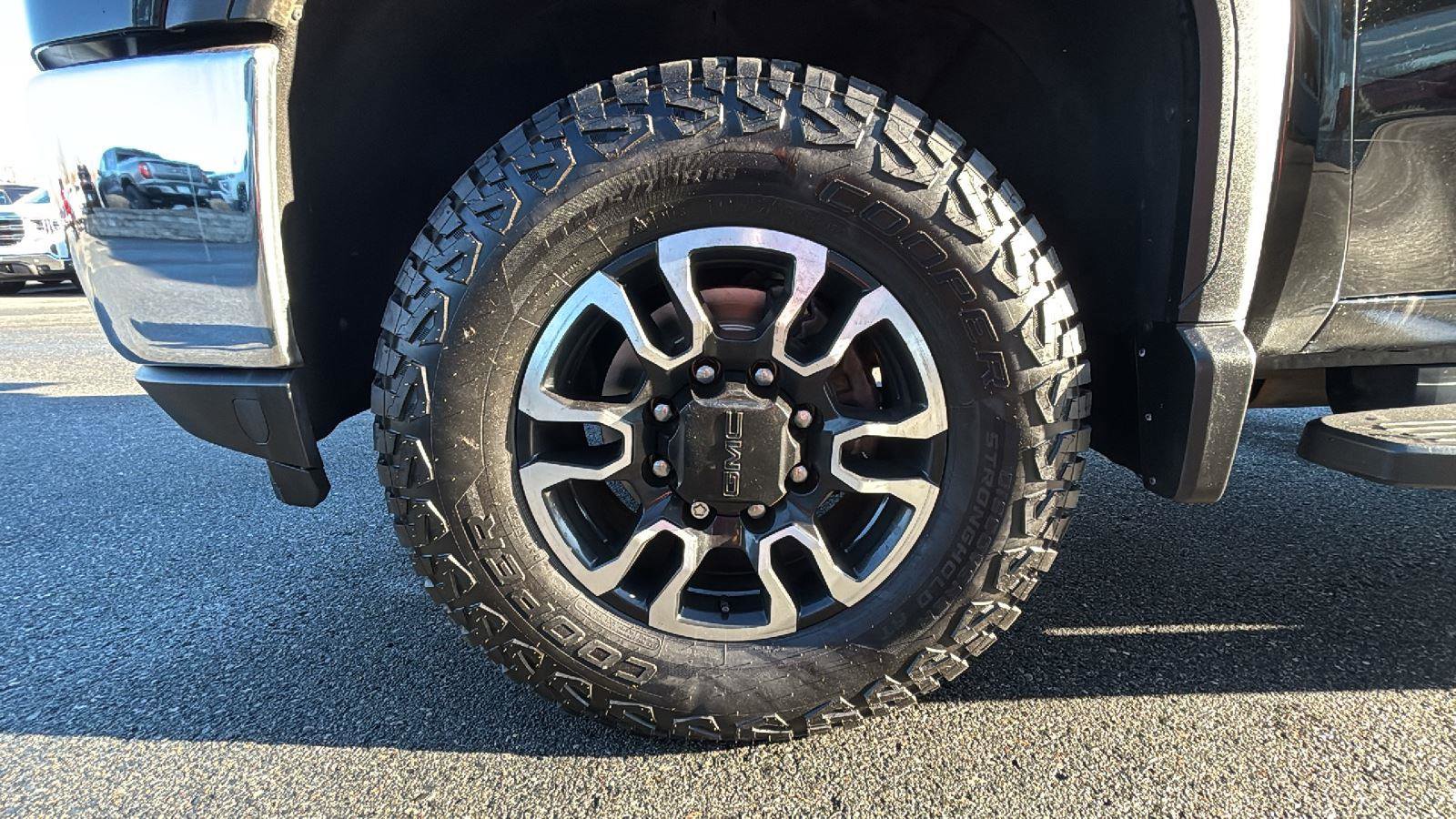 Certified 2020 GMC Sierra 2500 SLT w/ SLT Convenience Package image 10