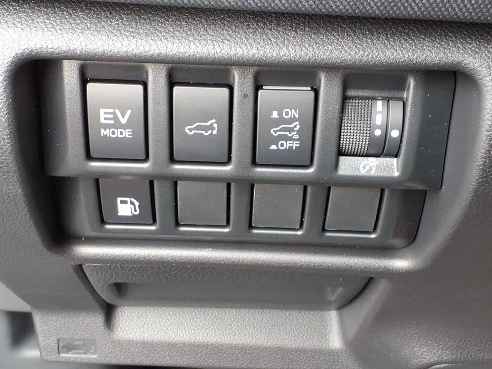 New 2026 Subaru Forester Touring AWD/4WD image 32