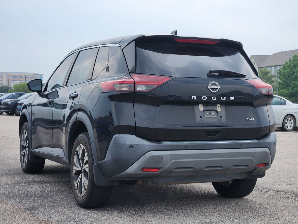 Used 2022 Nissan Rogue SV FWD image 3