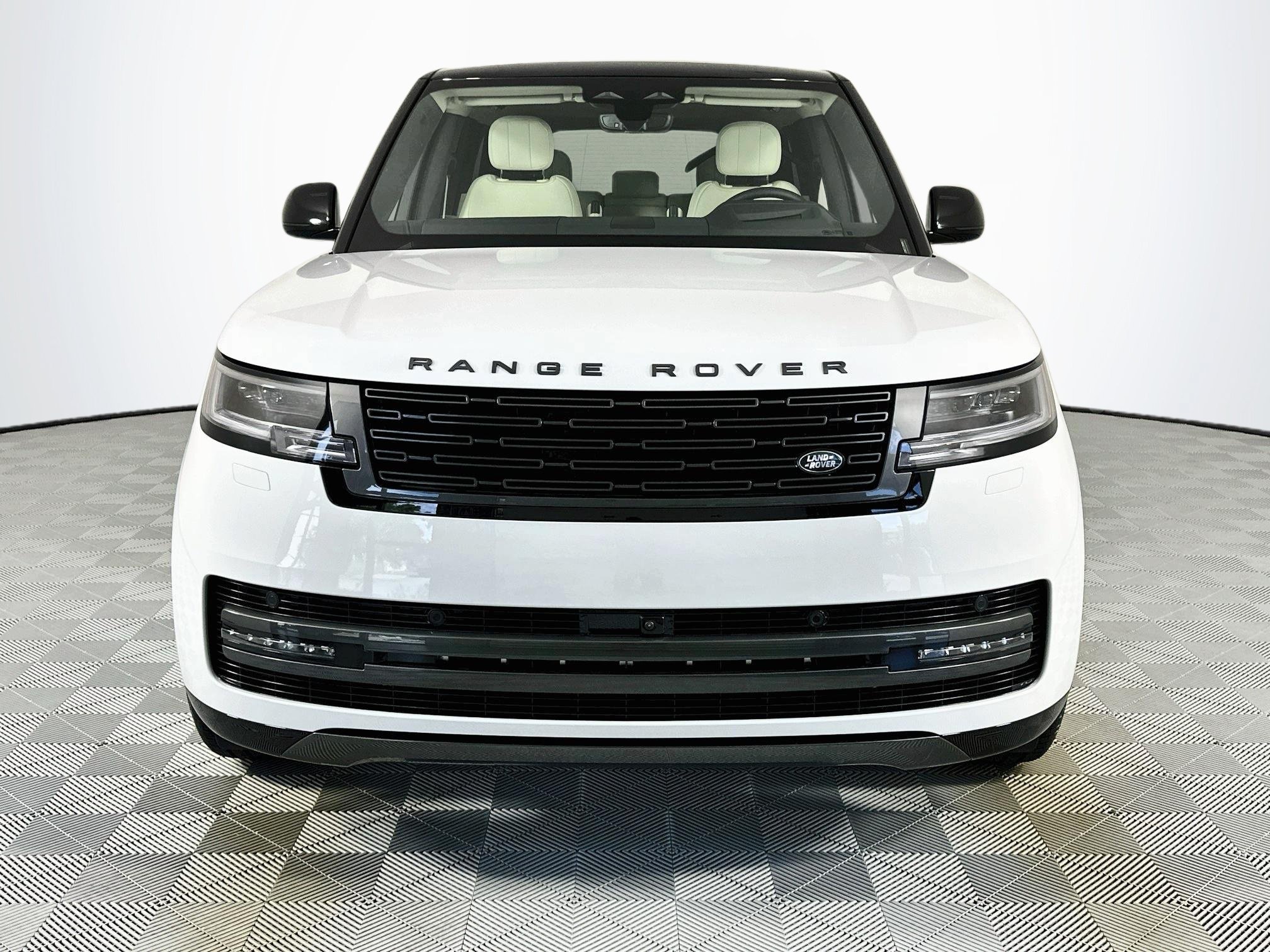 New 2027 Land Rover Range Rover SE AWD/4WD image 2