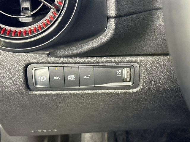 Used 2024 Chevrolet Equinox EV RS image 19