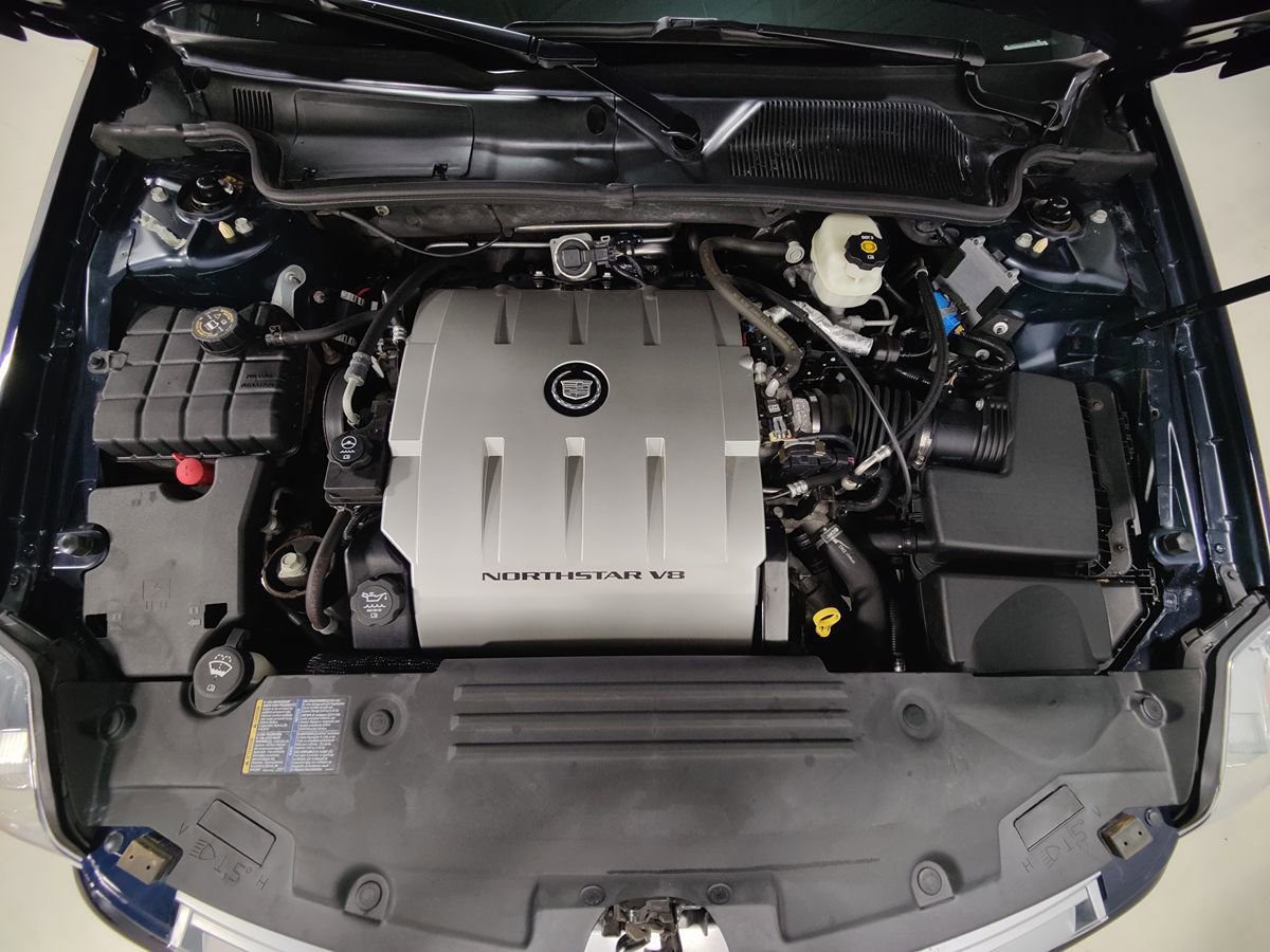Used 2007 Cadillac DTS Performance image 4