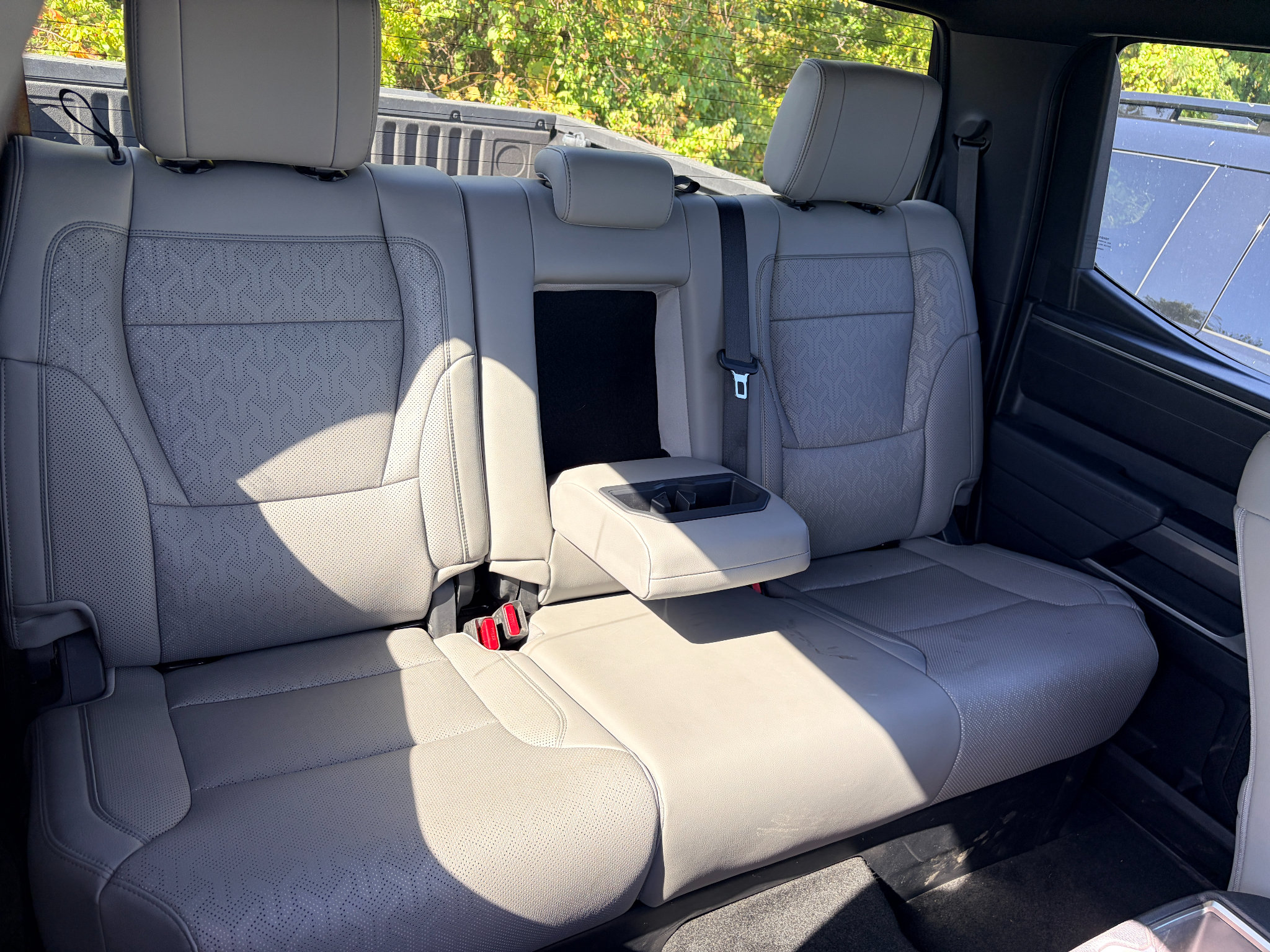 Used 2025 Toyota Tundra SR5 w/ SR5 Premium Package AWD/4WD image 16