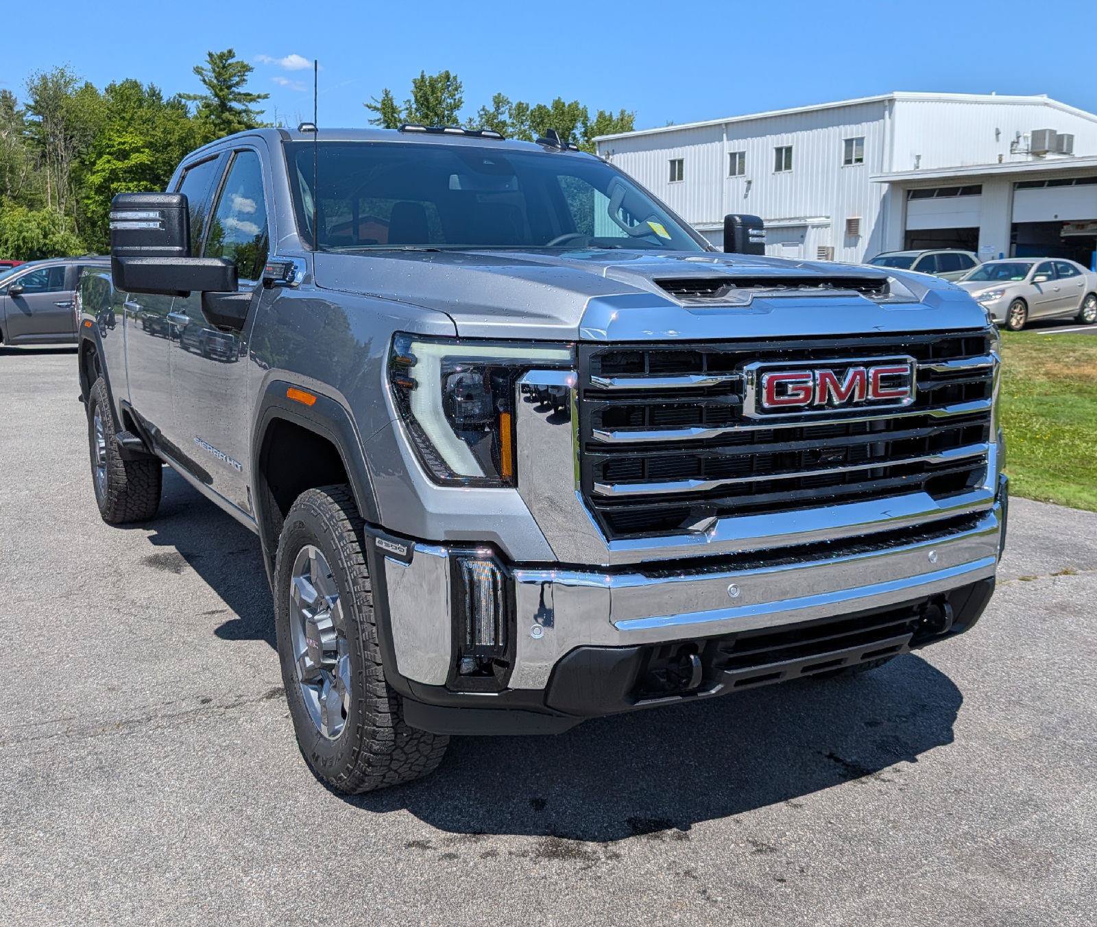 New 2026 GMC Sierra 2500 SLE w/ SLE Value Package; AWD/4WD image 3